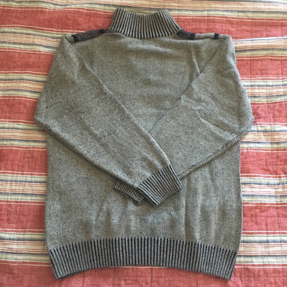 Grey Sweater - Picture 4 of 4